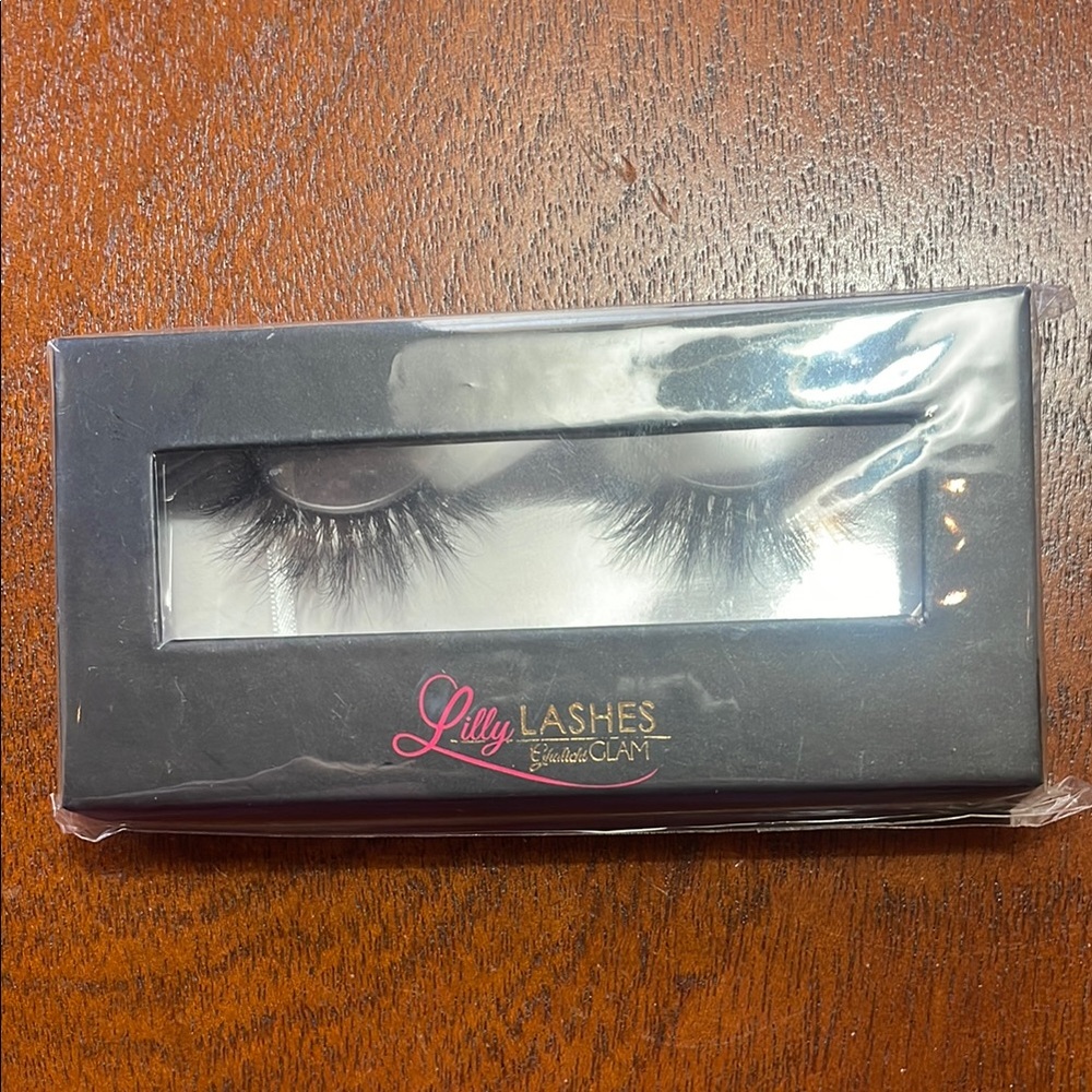 Lilly Lashes Glam Black Eyelashes